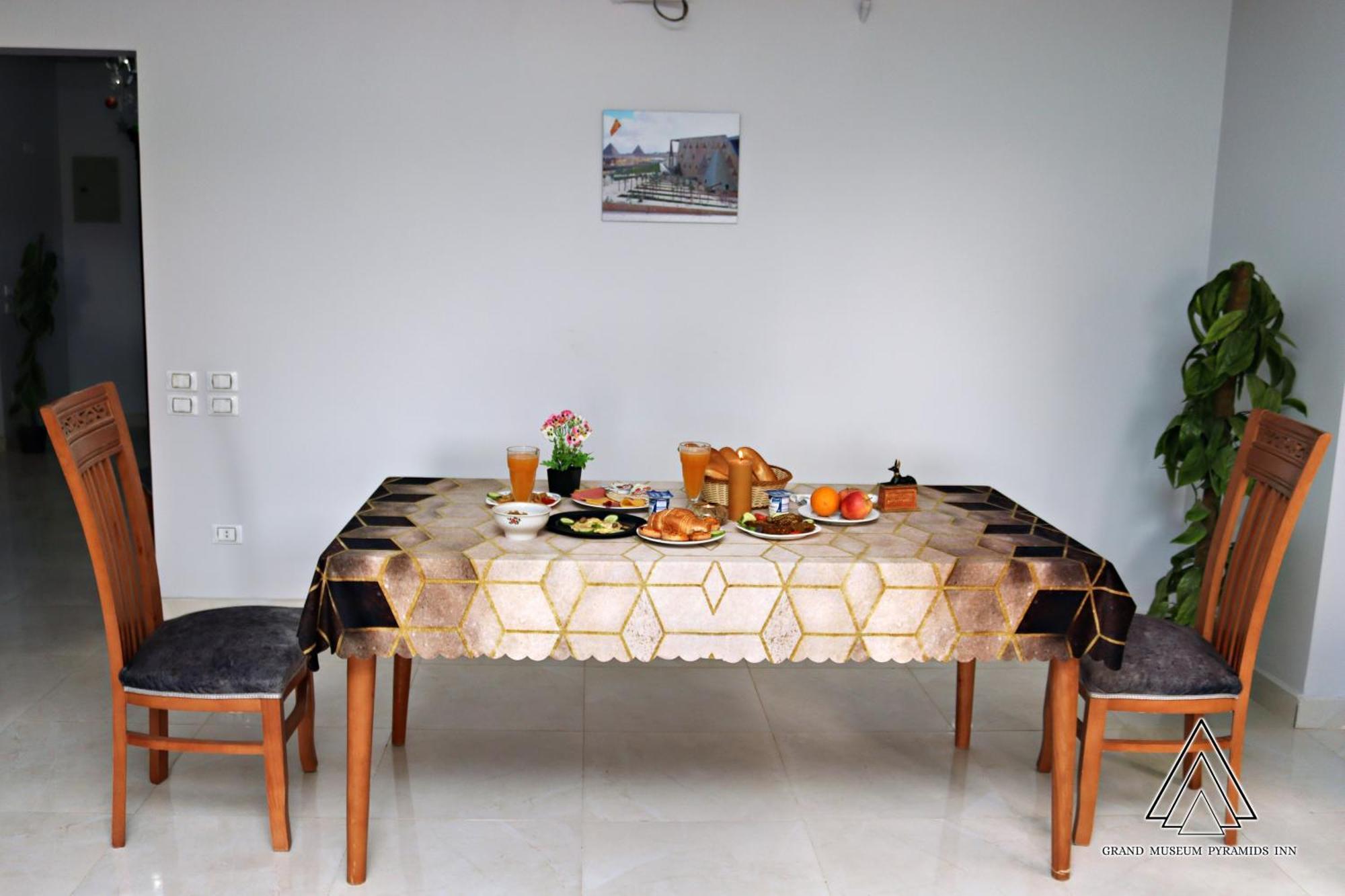 Giza Grand Museum Pyramids Inn מראה חיצוני תמונה